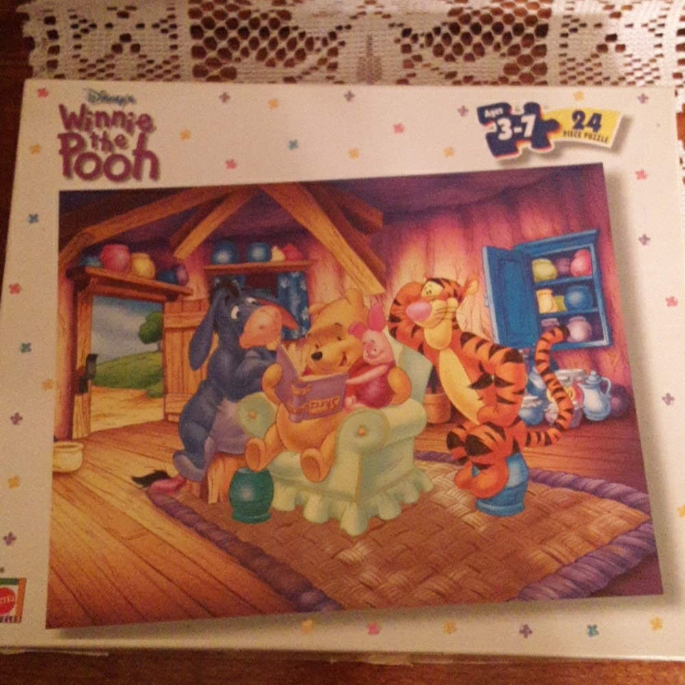 DISNEY'S "WINNIE THE POOH" PUZZLE/ 24 PIECES